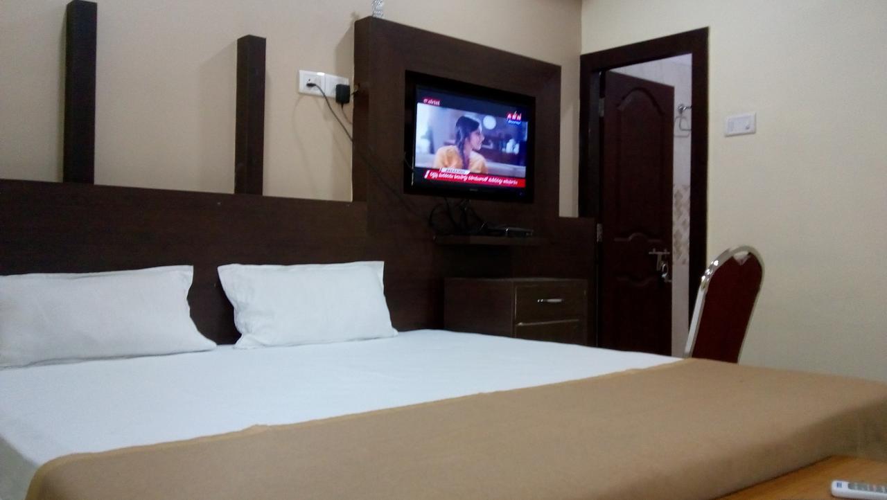 Divya Lodge Haydarabad Dış mekan fotoğraf